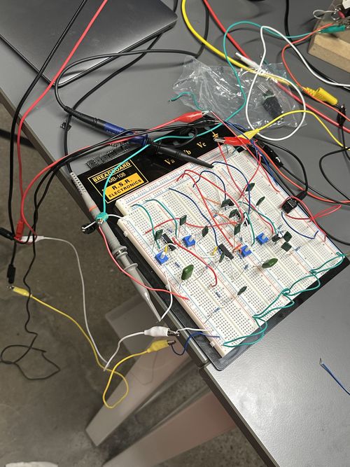 A picture of an audio equalizer circuit
